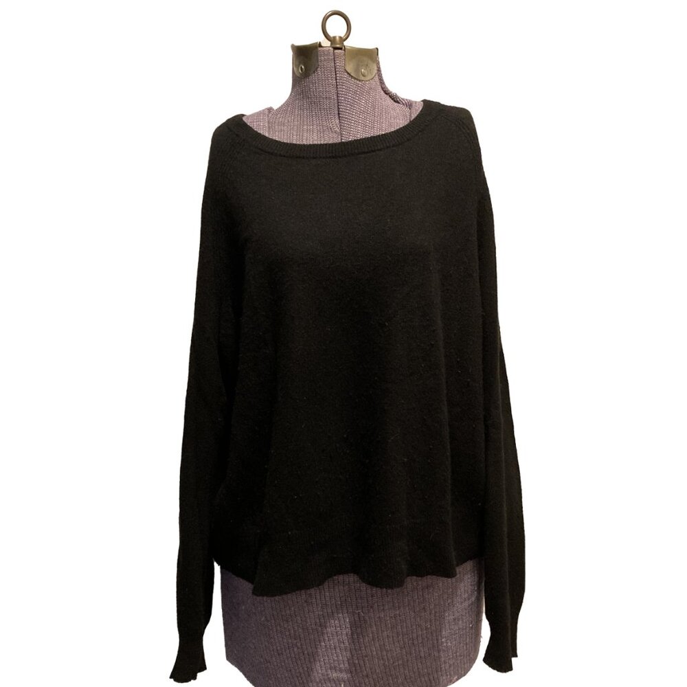 Banana Republic - Hi-Lo Merino Wool/Cashmere Blend Sweater - size Large
